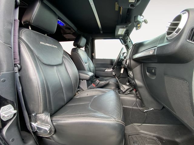 Used 2015 Jeep Wrangler Rubicon w/ Power Convenience Group AWD/4WD image 15