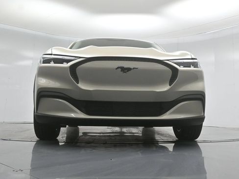 New 2026 Ford Mustang Mach-E Select RWD image 41