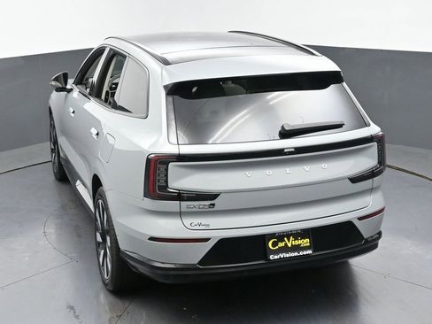 Used 2025 Volvo EX90 Ultra image 39