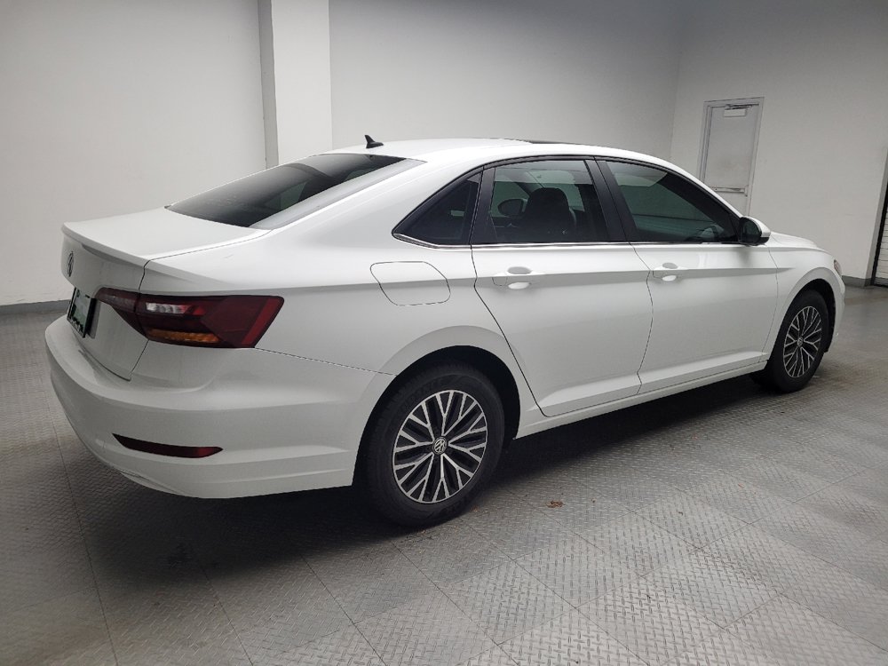 Used 2019 Volkswagen Jetta SE w/ Cold Weather Package FWD image 10