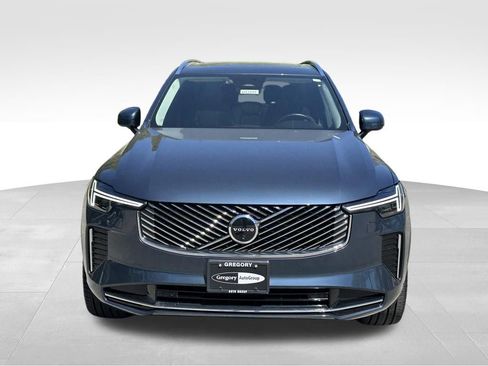 Used 2025 Volvo XC90 B6 Plus AWD/4WD image 3