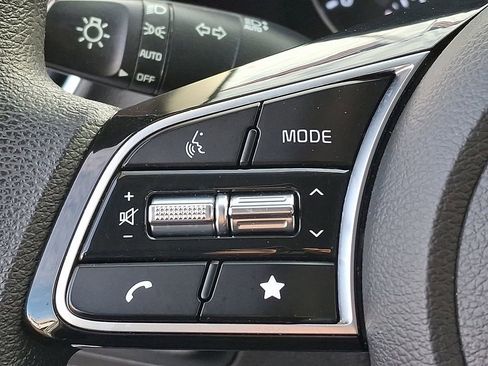 Used 2023 Kia Forte LXS w/ LXS Technology Package image 21