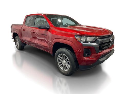 Used 2024 Chevrolet Colorado LT w/ LT Convenience Package RWD image 6