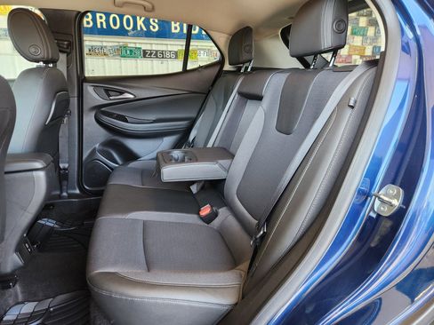 Used 2023 Buick Encore GX Select image 4