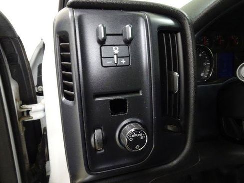 Used 2015 Chevrolet Silverado 2500 W/T RWD image 20