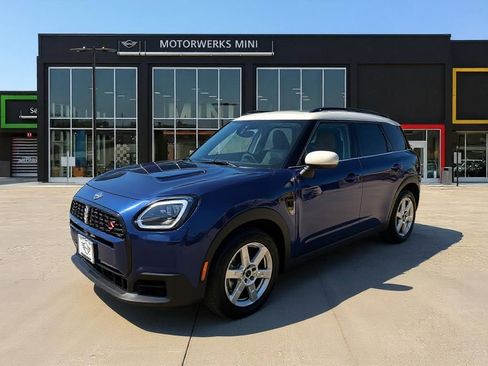New 2025 MINI Cooper Countryman S w/ Comfort Package Max image 1