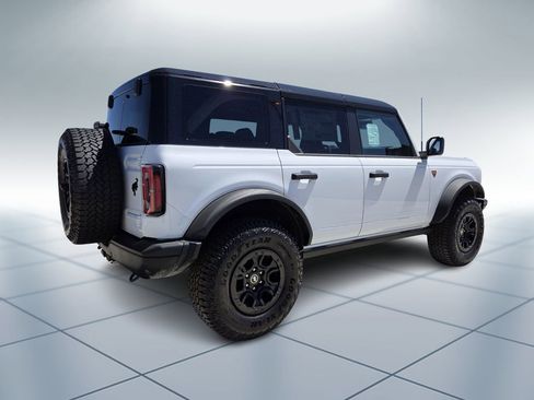 New 2026 Ford Bronco Badlands AWD/4WD image 3
