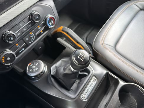 Used 2023 Ford Bronco Badlands AWD/4WD image 26