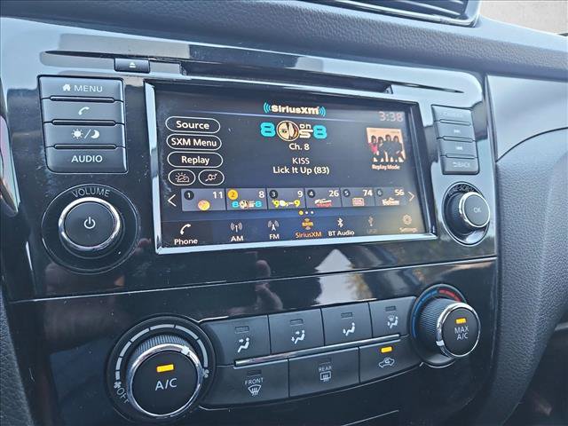 Used 2020 Nissan Rogue Sport S w/ Appearance Package FWD image 13