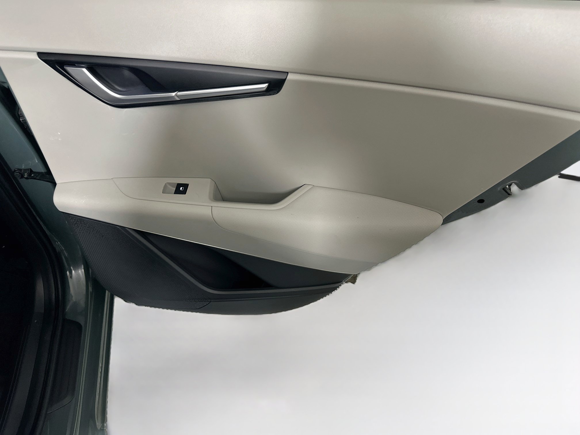 Used 2023 Kia Niro Wind FWD image 29