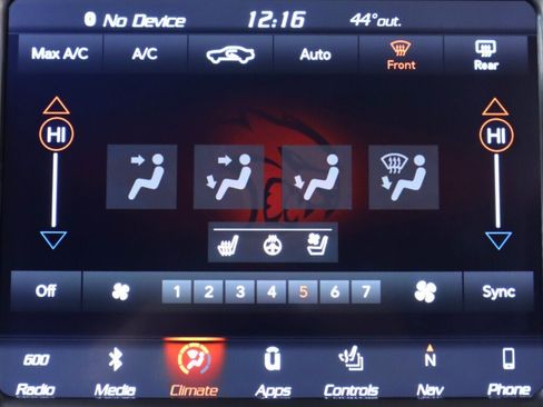 Used 2019 Dodge Challenger R/T Scat Pack w/ Shaker Package image 17