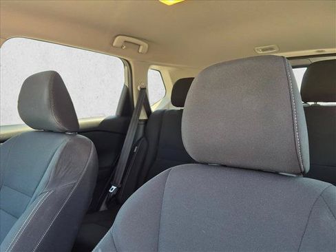 Used 2024 Nissan Rogue S FWD image 13