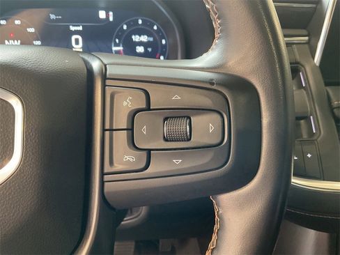 Used 2023 GMC Yukon AT4 image 22