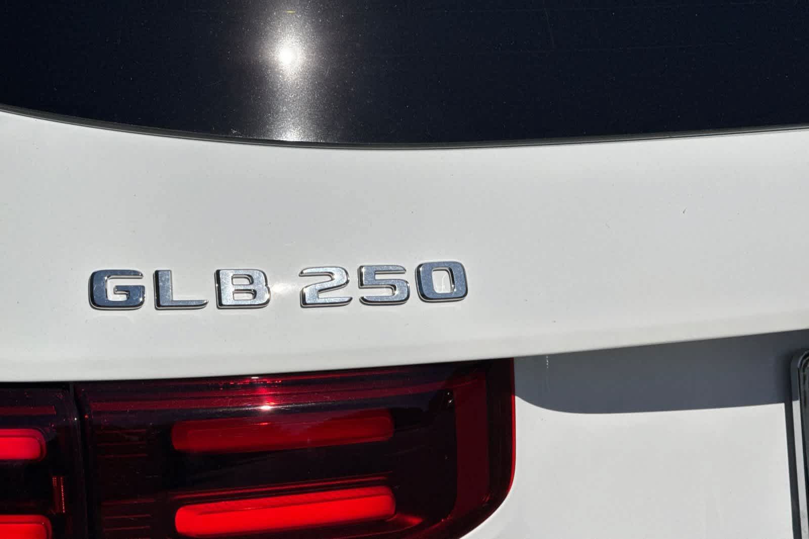 New 2026 Mercedes-Benz GLB 250 image 25