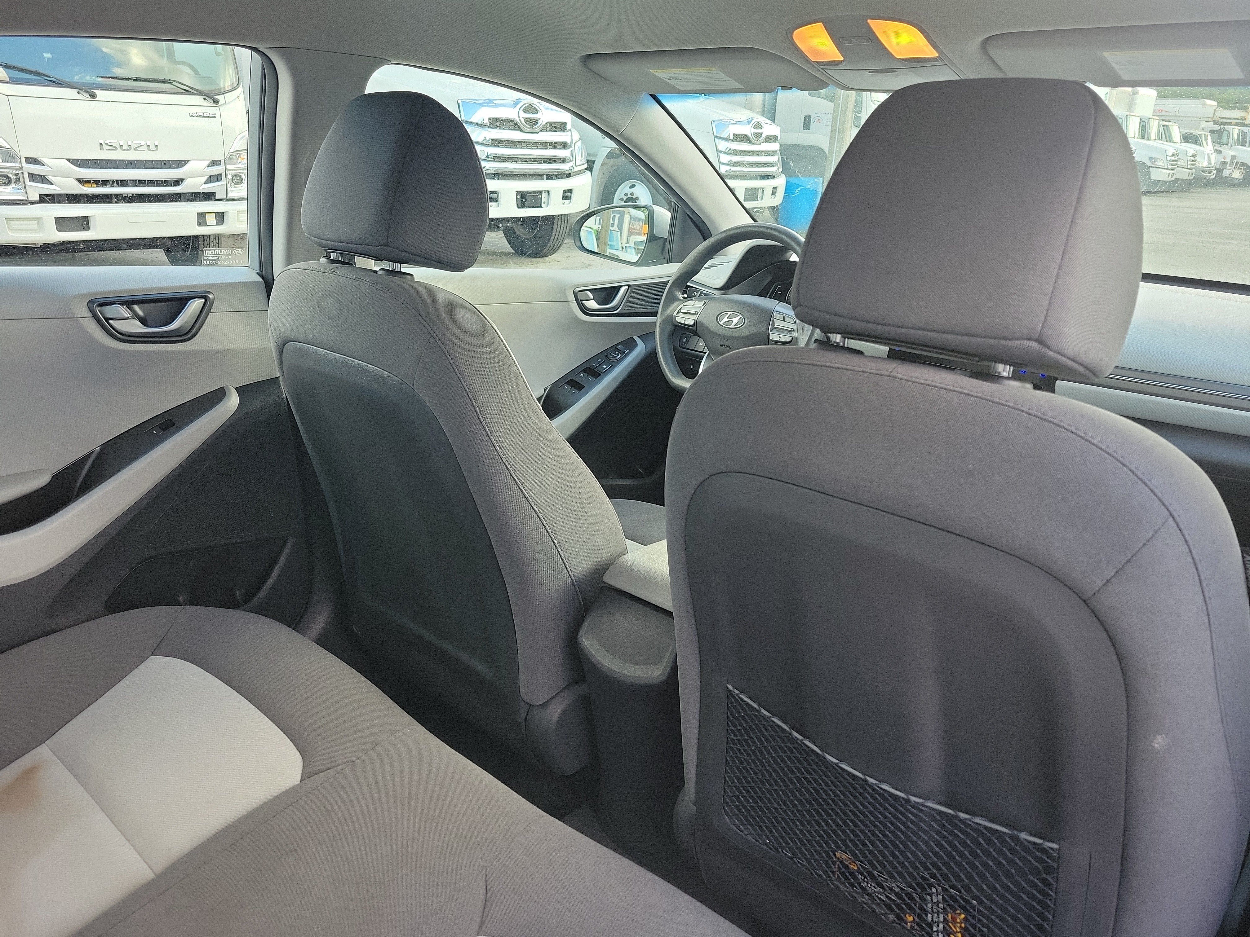 Used 2020 Hyundai Ioniq Blue FWD image 8