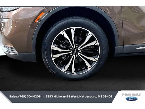 Used 2022 Lincoln Corsair FWD image 7