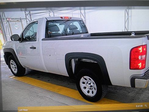 Used 2013 Chevrolet Silverado 1500 W/T RWD image 9