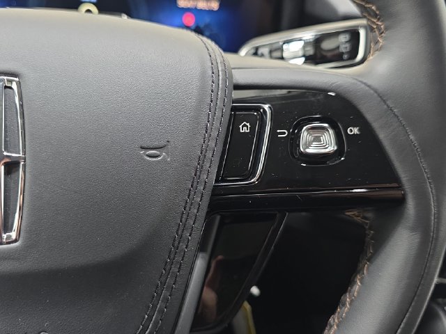 New 2027 Lincoln Aviator Reserve AWD/4WD image 14