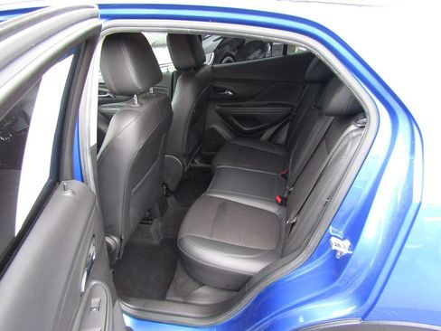 Used 2018 Buick Encore Preferred FWD image 5