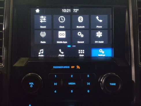 Used 2018 Ford F150 XLT image 25