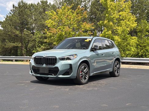 Used 2025 BMW X1 xDrive28i w/ M Sport Package AWD/4WD image 11