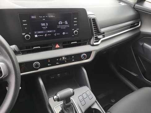 Used 2023 Kia Sportage LX FWD image 20