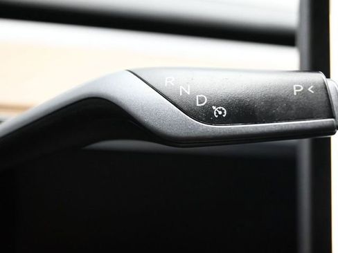 Used 2019 Tesla Model 3 Mid Range image 22