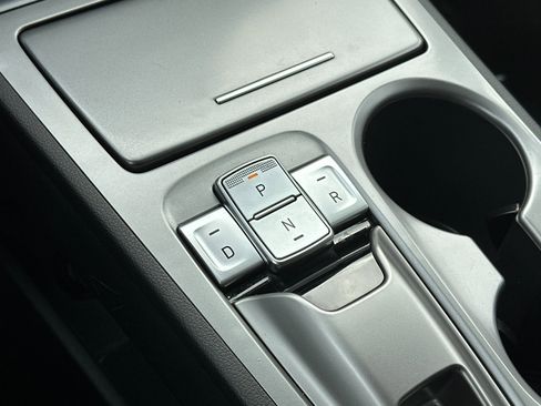 Used 2023 Hyundai Kona SE w/ Cargo Package image 20