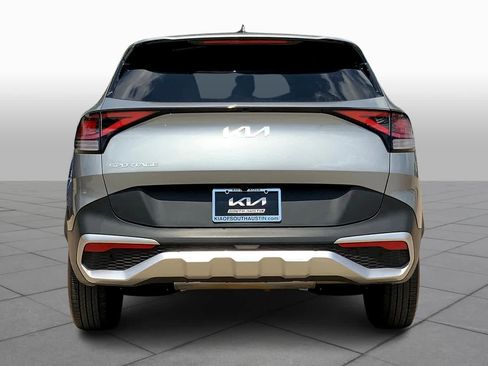 Used 2023 Kia Sportage LX FWD image 8