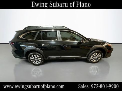 Used 2025 Subaru Outback Premium AWD/4WD image 8