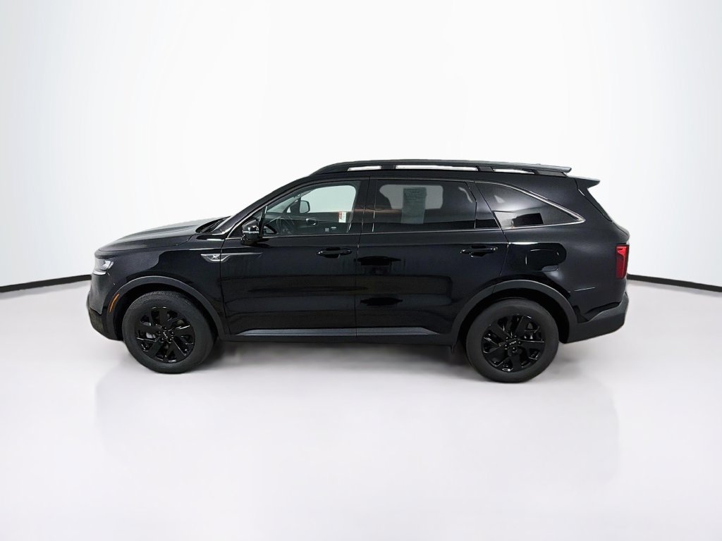Used 2023 Kia Sorento S w/ Panoramic Sunroof Package AWD/4WD image 8
