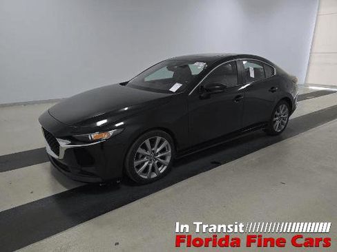 Used 2022 MAZDA MAZDA3 s image 2
