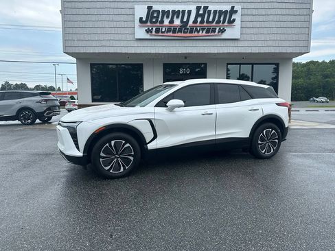 Used 2024 Chevrolet Blazer EV LT AWD/4WD image 1