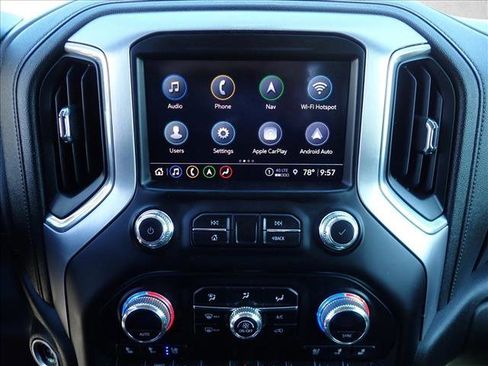 Used 2023 GMC Sierra 3500 SLT w/ SLT Premium Package AWD/4WD image 17