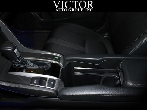 Used 2020 Honda Civic Sport image 21
