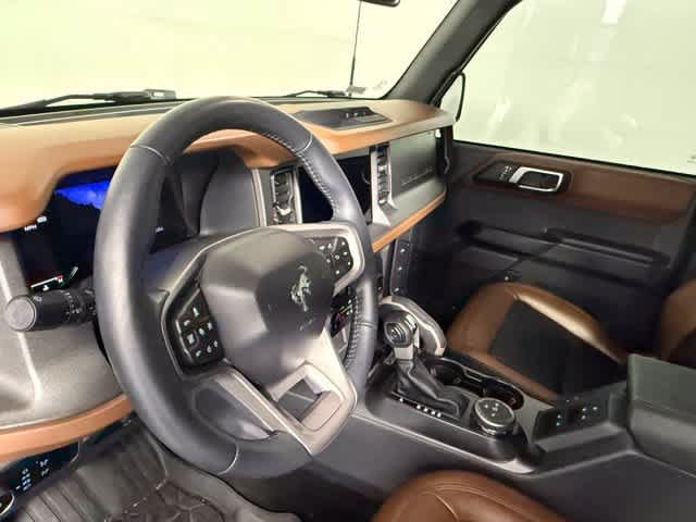 Used 2024 Ford Bronco Outer Banks AWD/4WD image 18
