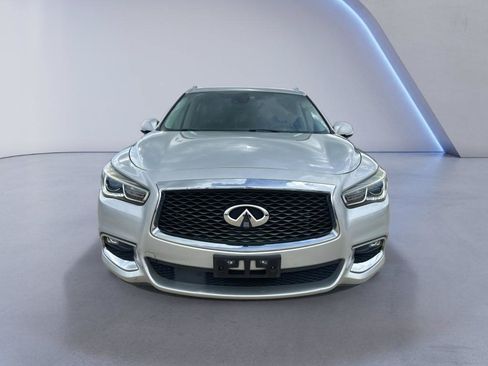 Used 2019 INFINITI QX60 Luxe w/ Essential Package FWD image 2