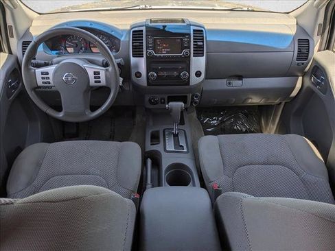 Used 2016 Nissan Frontier SV AWD/4WD image 15