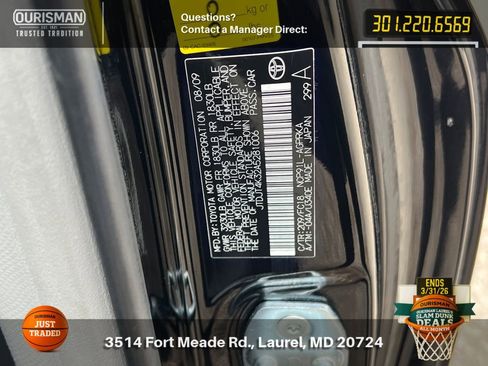 Used 2010 Toyota Yaris 2-Door Hatchback image 25