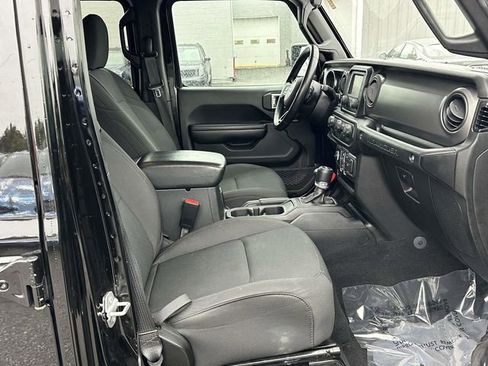 Used 2021 Jeep Wrangler Unlimited Sport image 21