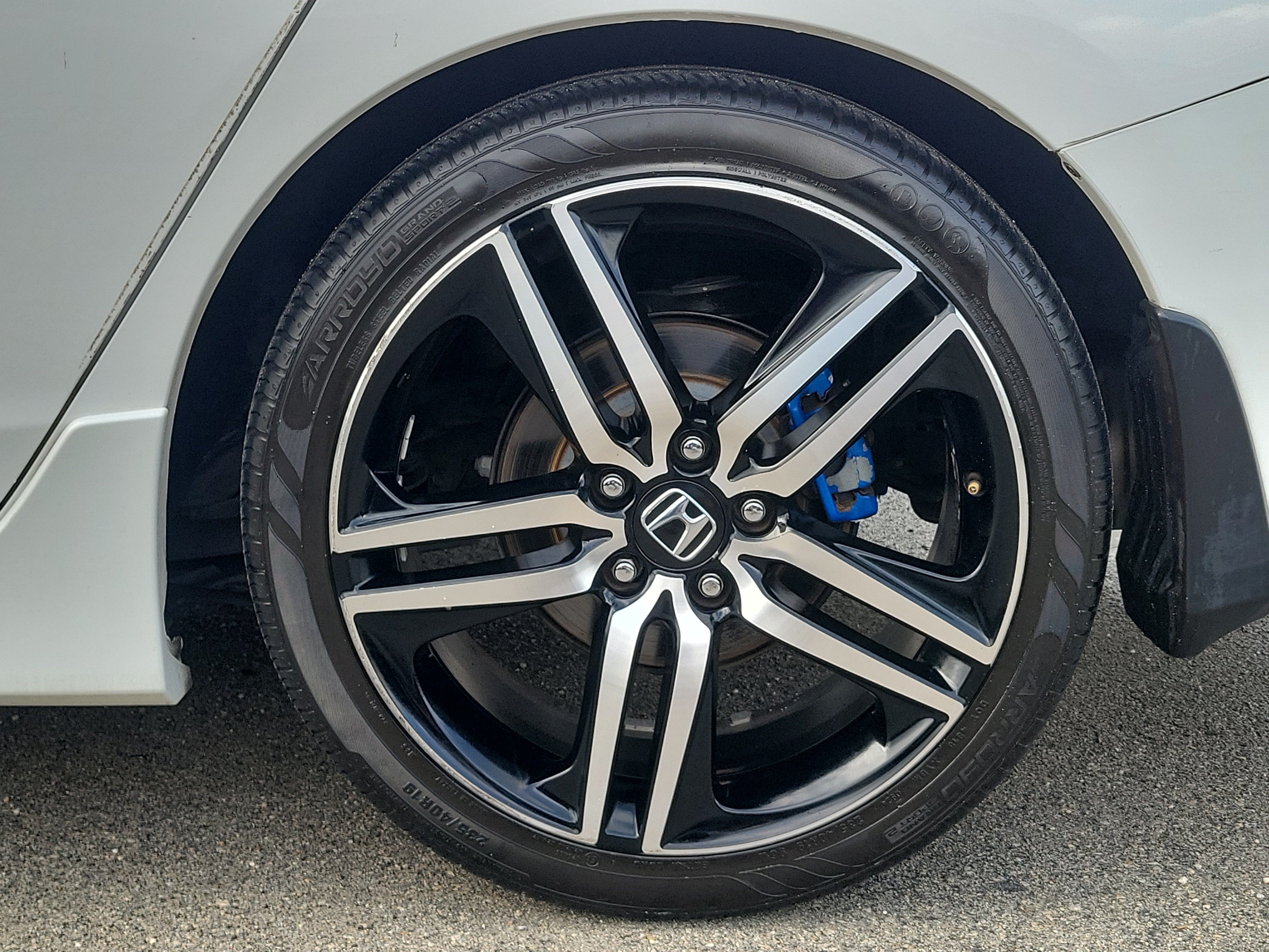 Used 2017 Honda Accord Sport image 28