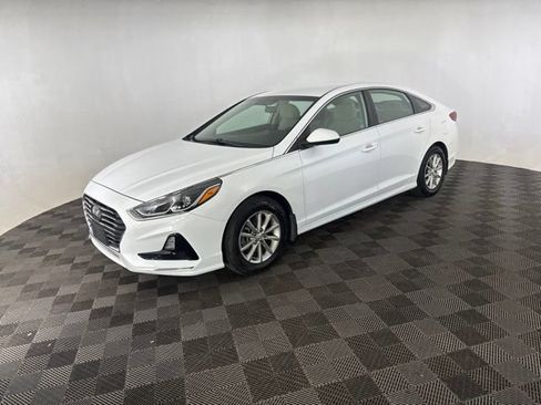 Used 2019 Hyundai Sonata SE FWD image 4