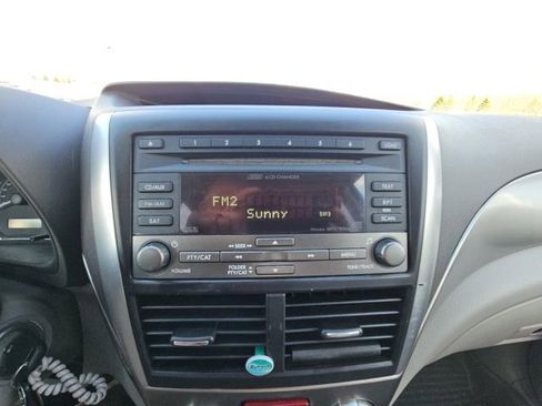 Used 2010 Subaru Forester 2.5X Limited image 24