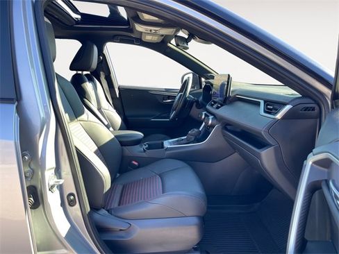 Used 2023 Toyota RAV4 XSE image 15