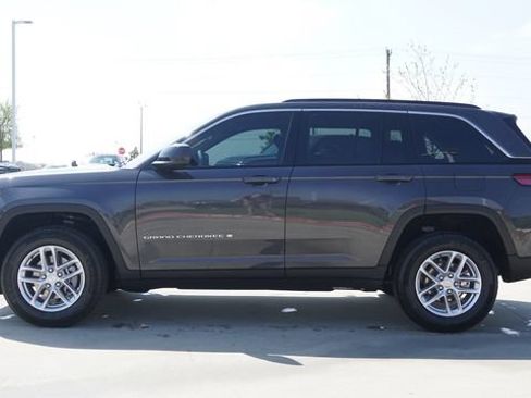 New 2026 Jeep Grand Cherokee Laredo X RWD image 6