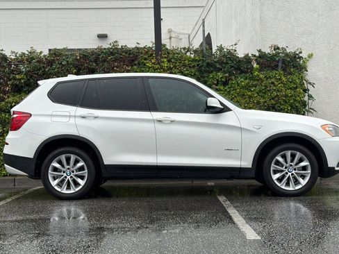 Used 2013 BMW X3 xDrive28i w/ Premium Pkg AWD/4WD image 3