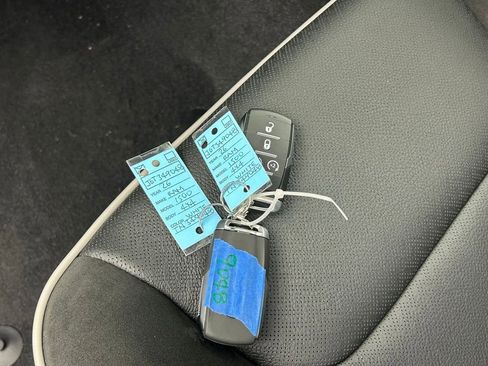 New 2026 RAM 1500 Laramie AWD/4WD image 46