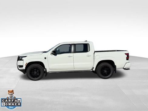 Used 2026 Nissan Frontier SV w/ Tow Package AWD/4WD image 3