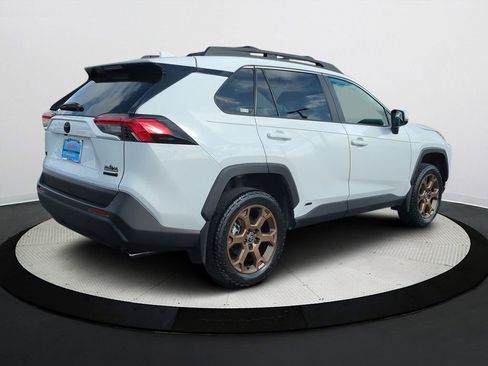 Used 2023 Toyota RAV4 AWD Hybrid image 4