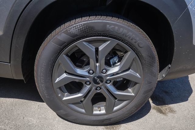 Certified 2026 Kia Seltos LX FWD image 8